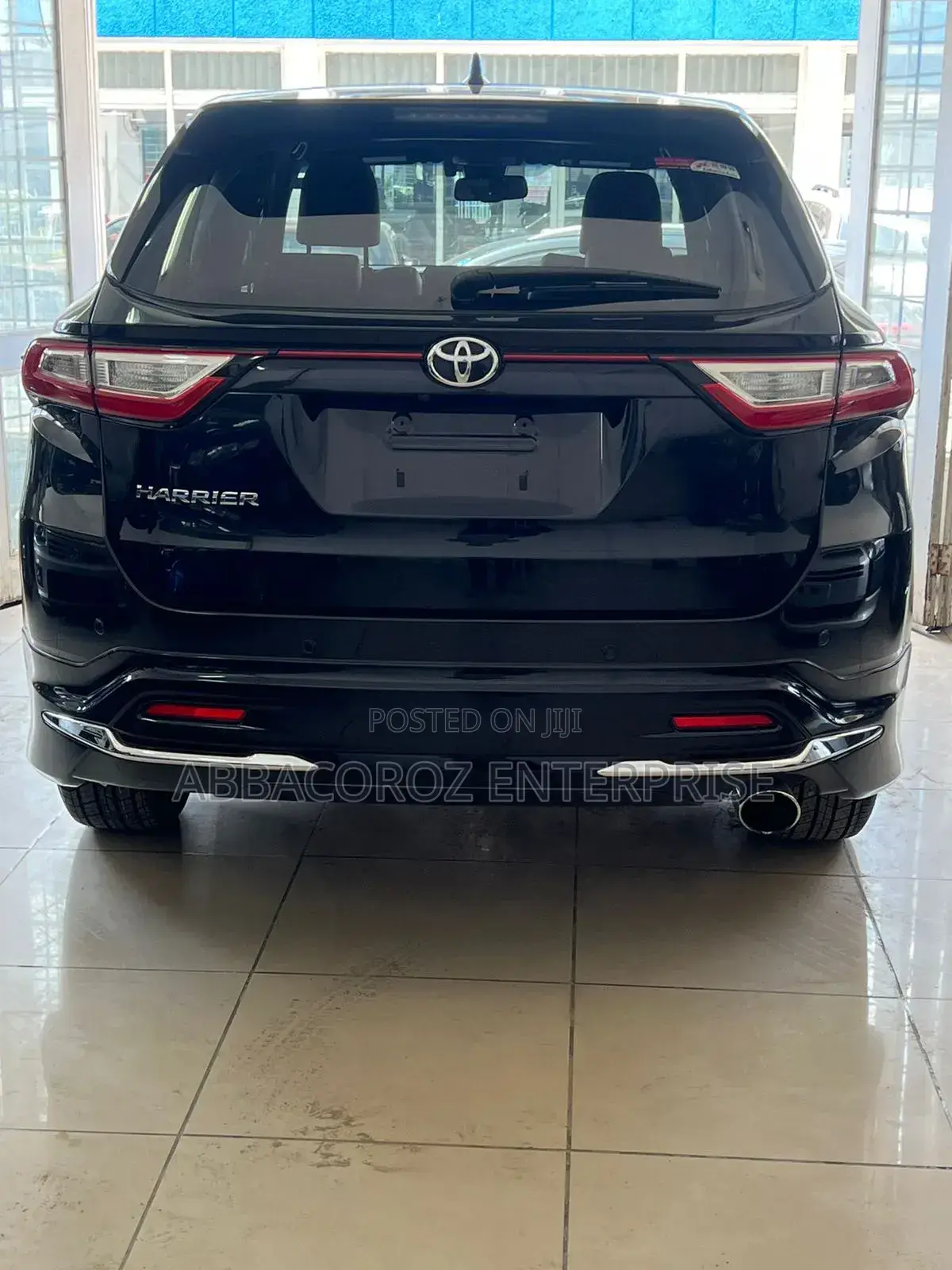 Toyota Harrier 2.0 4WD 2017 Black