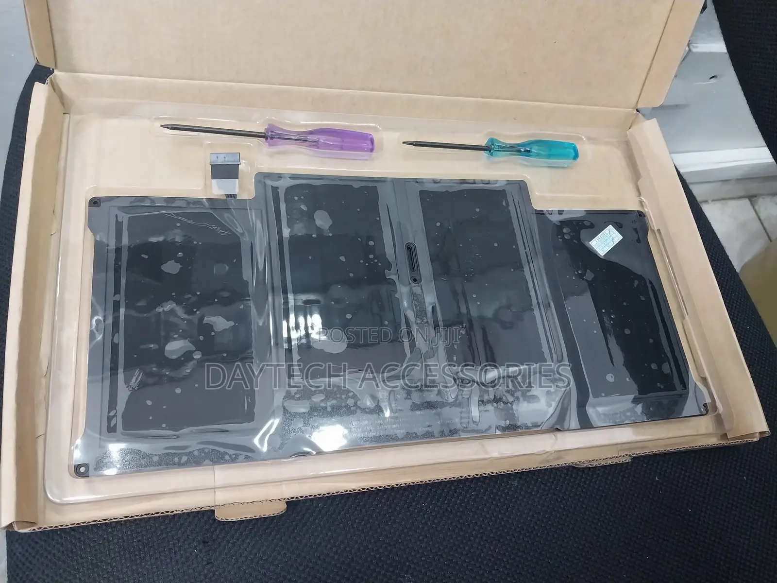 Apple Macbook A1496 Battery