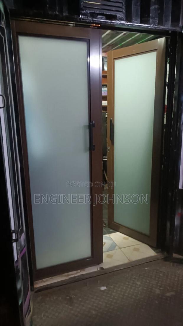 Privacy Glass Door - thumbnail 3