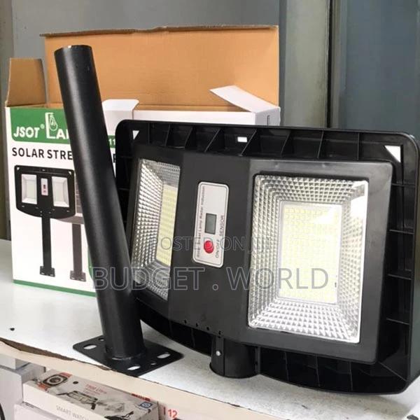 All in One - Automatic 300watts Solar Street Light - main view