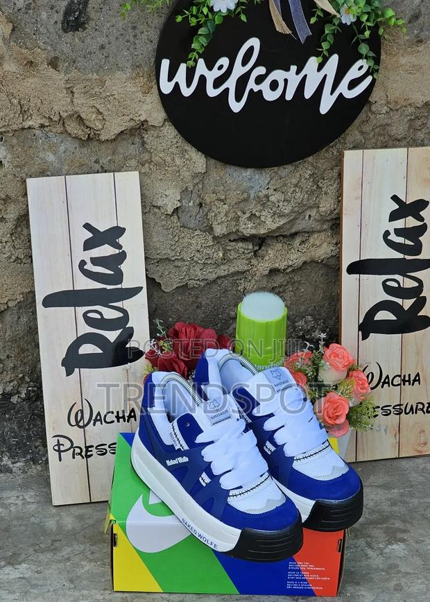 Naked Wolf 40_____45on Offer - main view