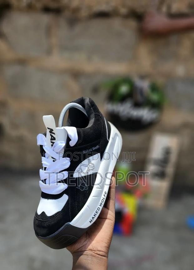 Naked Wolf 40_____45on Offer - thumbnail 3