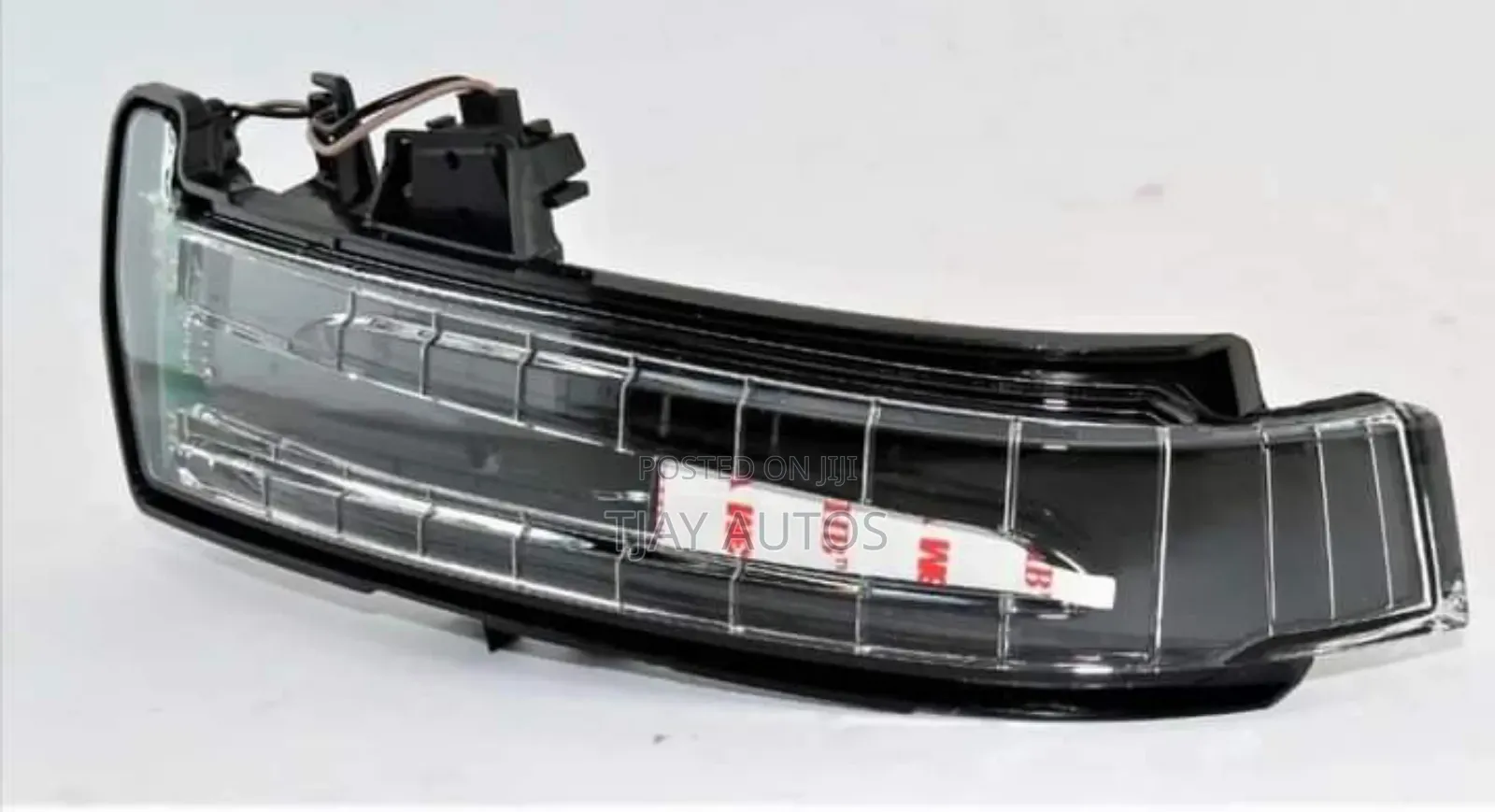 Genuine
W204 W212
Side Mirror Indicator