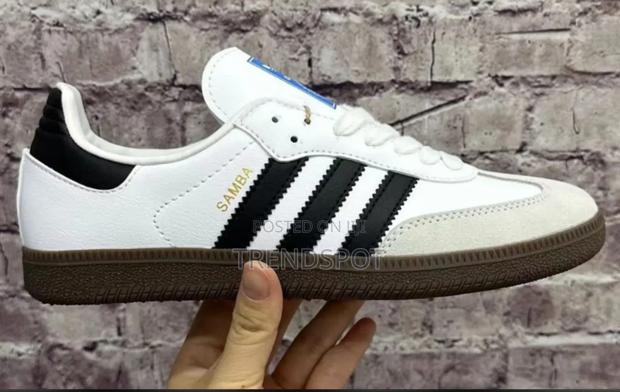 Addidas Samba
Size 38'39'40'41'42'44
Price;*Ksh3000* - thumbnail 2