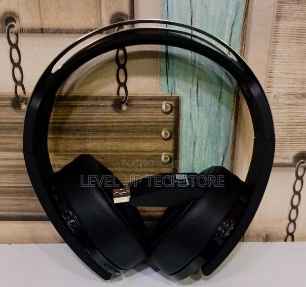 Playstation Platinum Wireless Headset Slightly Used - main view