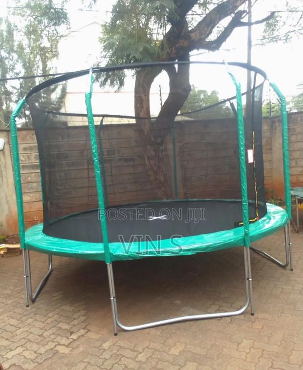 Trampolines/12-Ft Trampoline