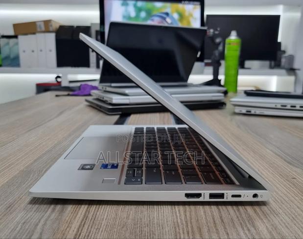Laptop HP 630 8GB Intel Core I7 SSD 512GB - thumbnail 3