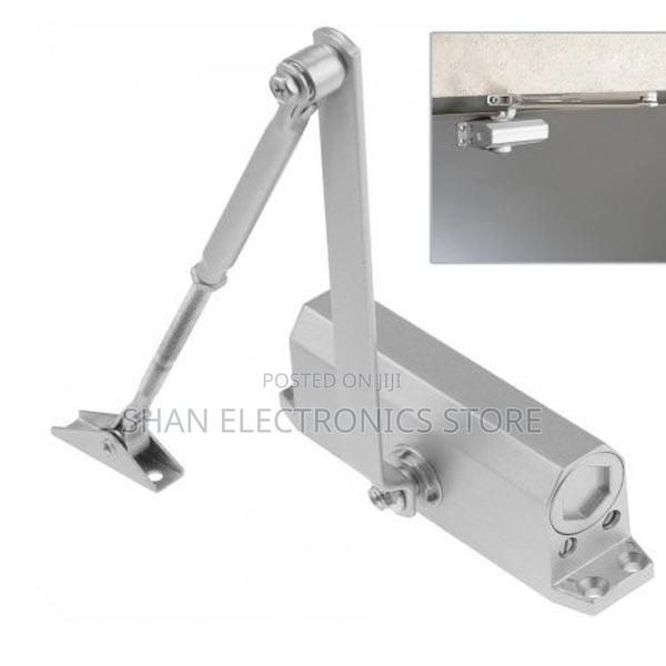 45-60 Kg Affordable Quality Automatic Closer -Universal