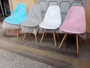 Plastic Chairs/Classic Plastic Chairs