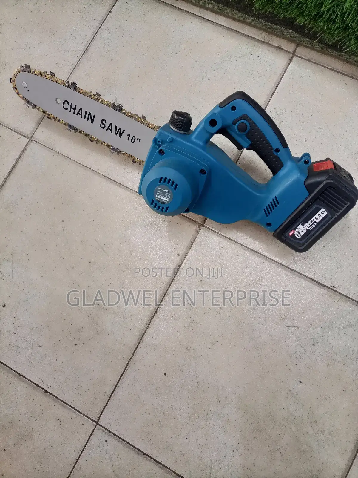 Cordless Chainsaw