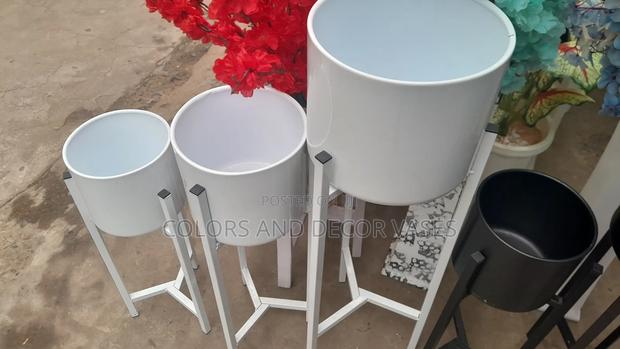 White Vases With Stands KSH 2500,3500,4500