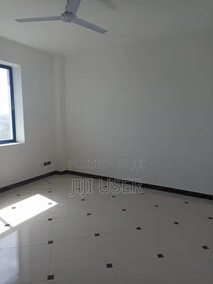 4bdrm Apartment in Kizingo for rent
