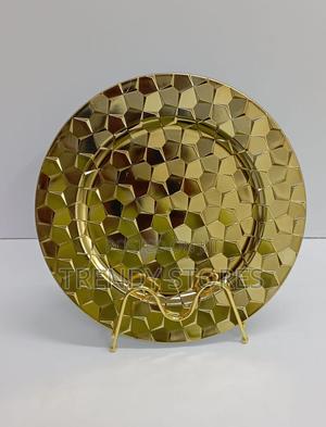 Gold Plastic Charger Plate - thumbnail 2