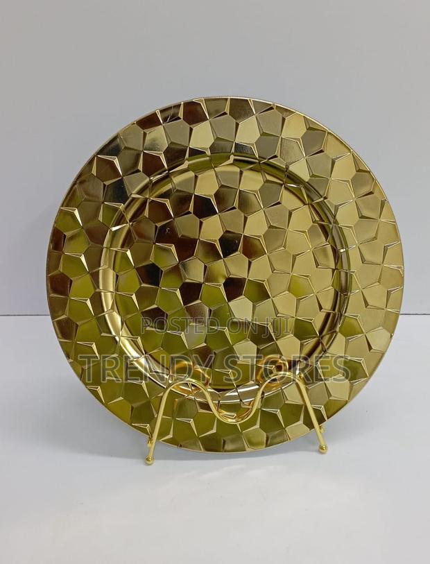 Gold Plastic Charger Plate - main view