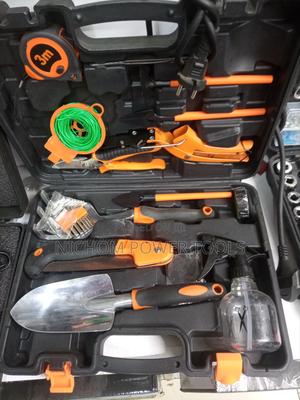 13pcs Garden Toolkit With Accessories - thumbnail 2