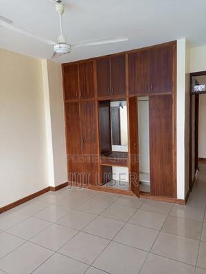 3bdrm Apartment in Kizingo for rent - thumbnail 2