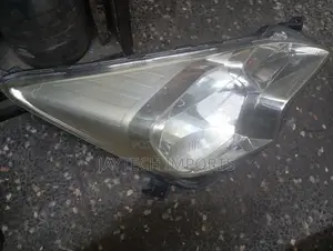 Ractis Headlight Non Xenon