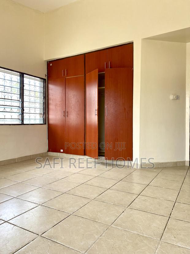 4bdrm Maisonette in Nyali for rent - thumbnail 11