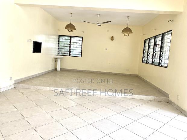 4bdrm Maisonette in Nyali for rent - thumbnail 15