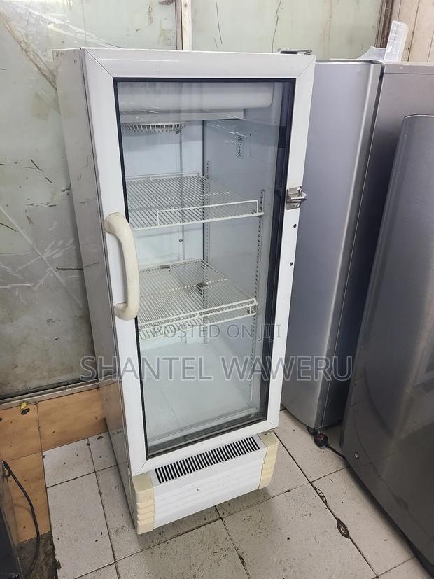 Display Fridge 180 Litres - thumbnail 3