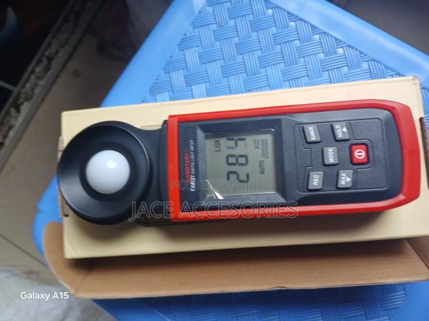 Portable Digital Light Meter - thumbnail 3