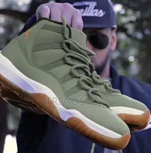 Jordan 11 'Cement Grey' Sizes. 40-45price.3500
