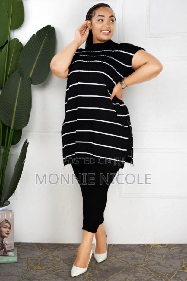 Pregnant Friendly/Maternity Two Piece Set - thumbnail 3