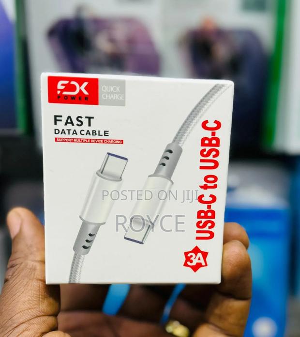 Usb- C to Usb-C Cable - main view