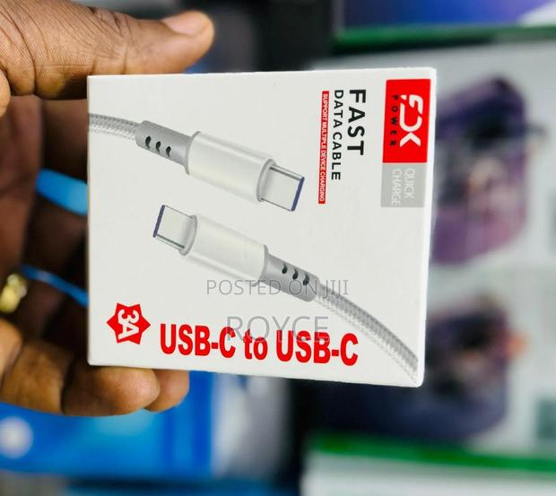 Usb- C to Usb-C Cable - thumbnail 2