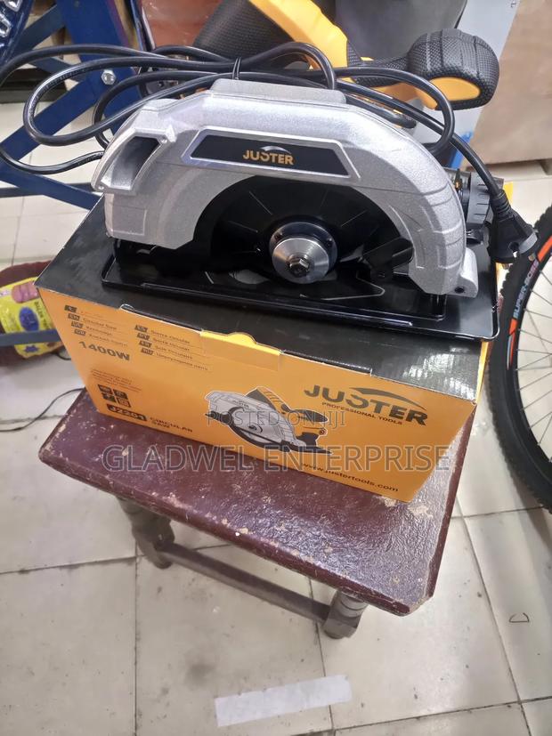 Circular Saw - main view