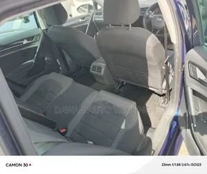 Volkswagen Golf 2017 Blue