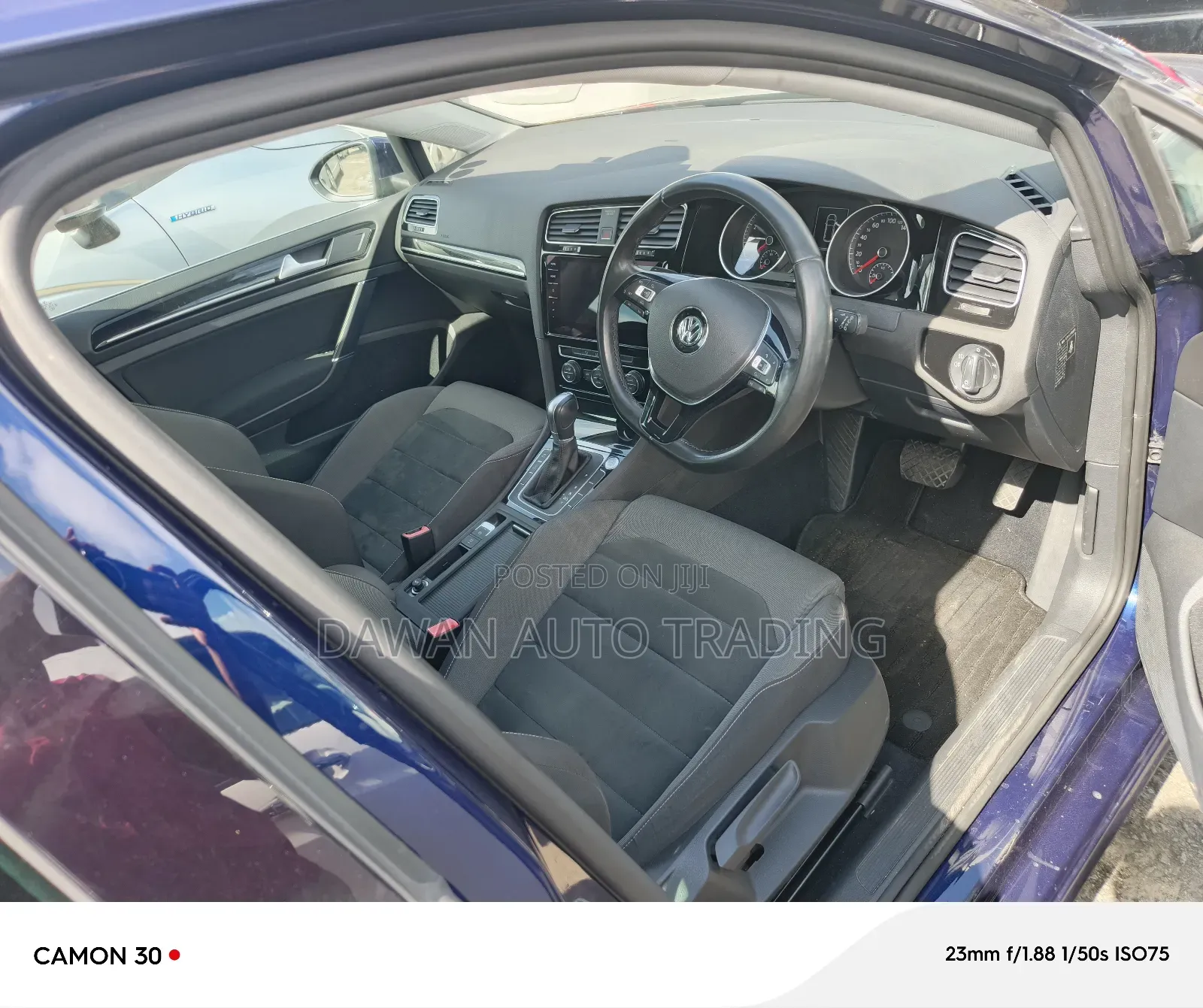 Volkswagen Golf 2017 Blue