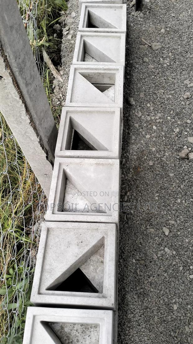 Wall Vents/ Wall Deco