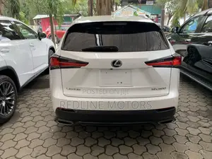 Lexus NX 300 FWD 2017 White