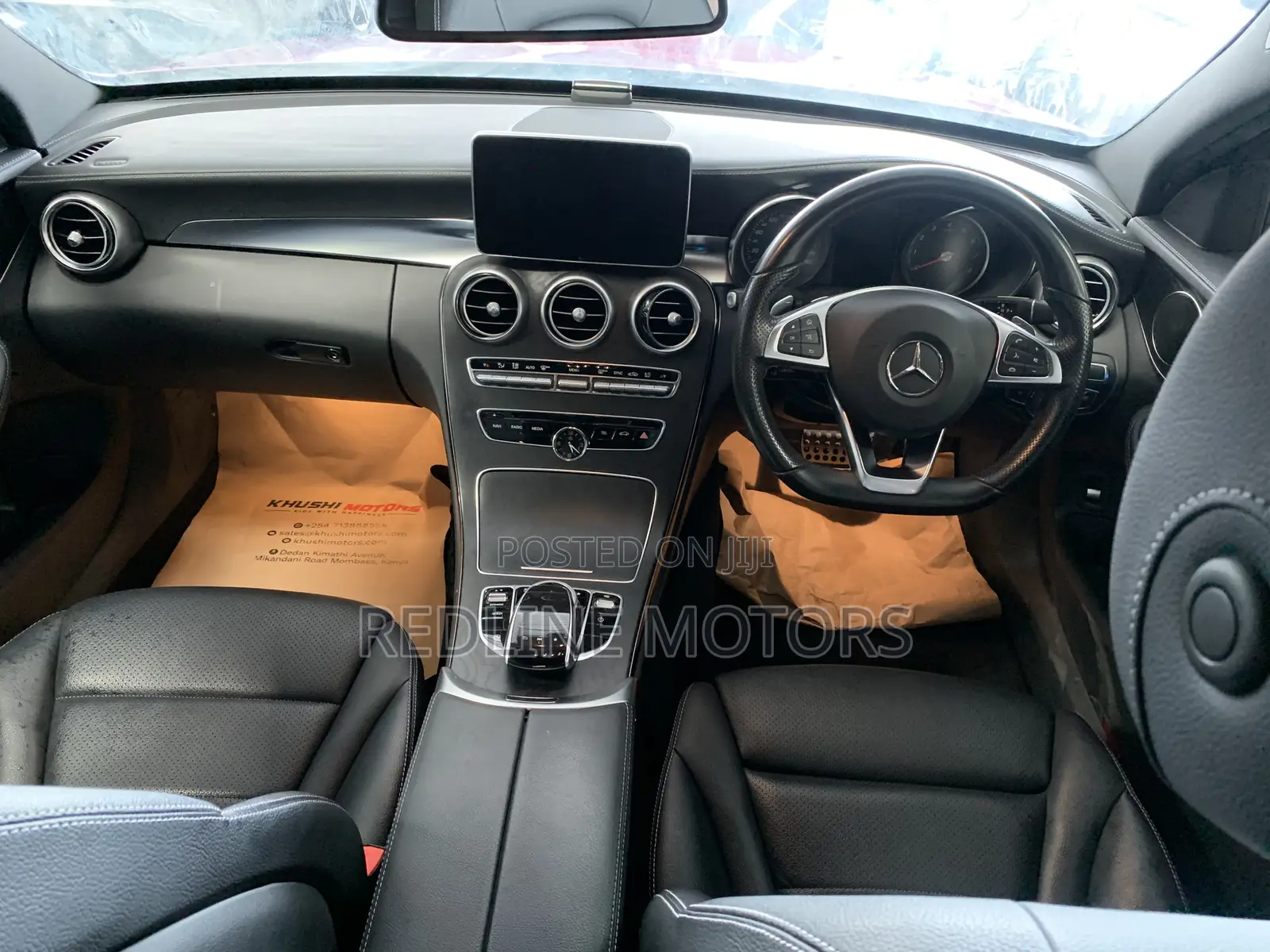 Mercedes-Benz C200 2017 Red