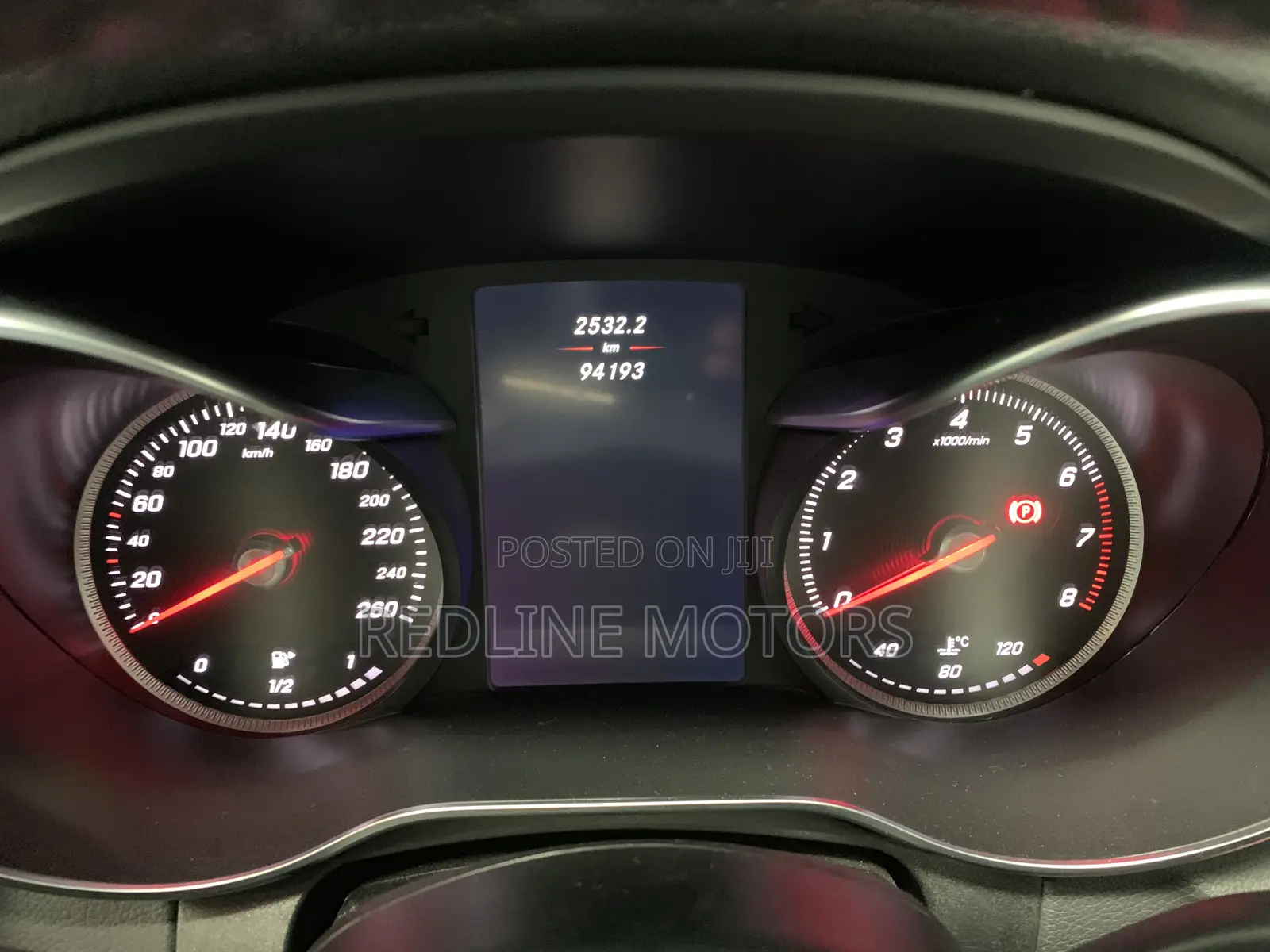Mercedes-Benz C200 2017 Red