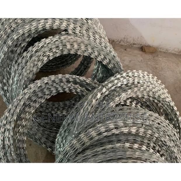 Silver Razer Wire Galvanized Razer Wire Silver - main view
