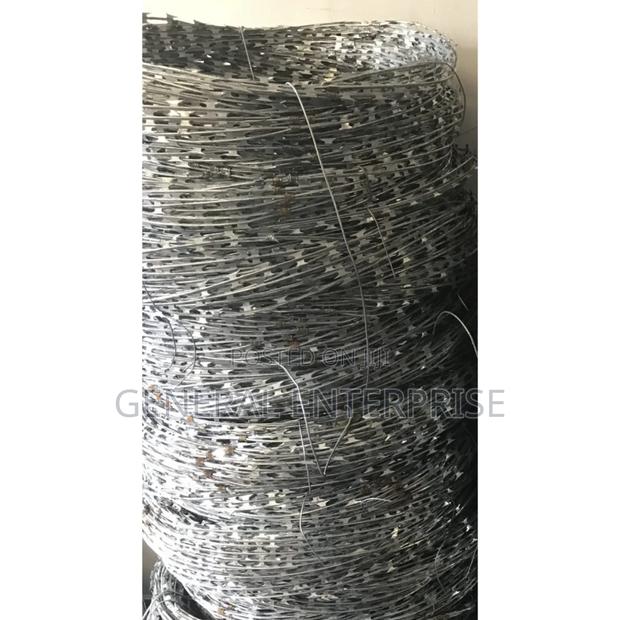 Galvanized Razer Wire Silver Wire Mesh