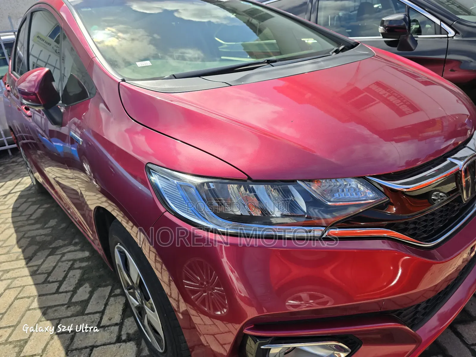 Honda Fit 2018 Pink