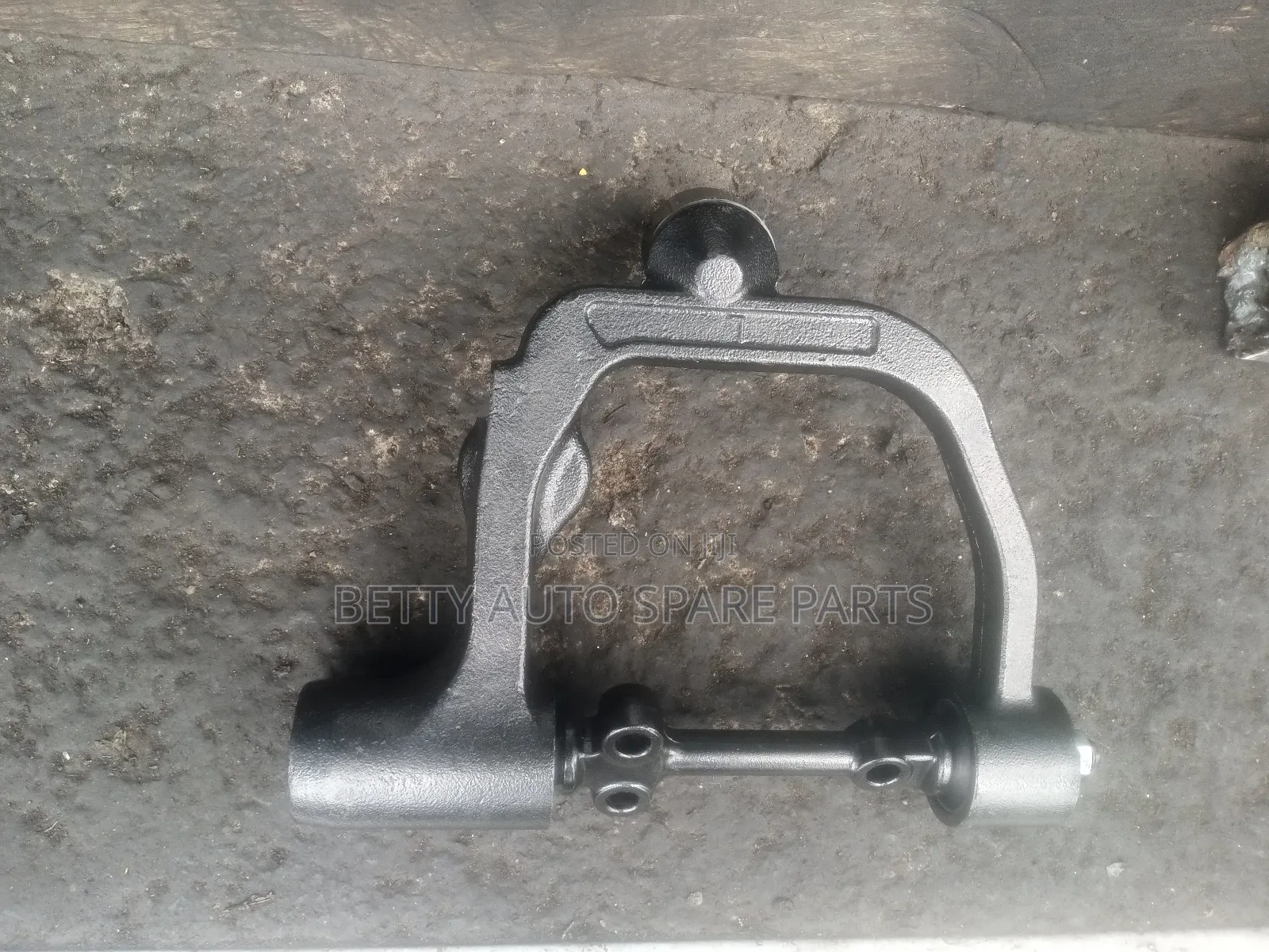 Nissan Caravan Upper Arms