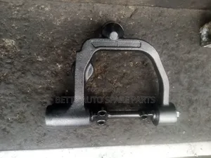Nissan Caravan Upper Arms