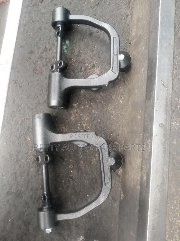 Nissan Caravan Upper Arms - thumbnail 4