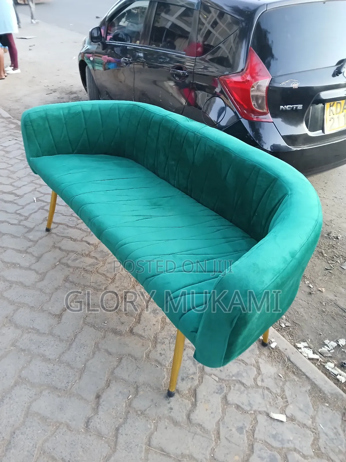 Manicure Waiting Chair