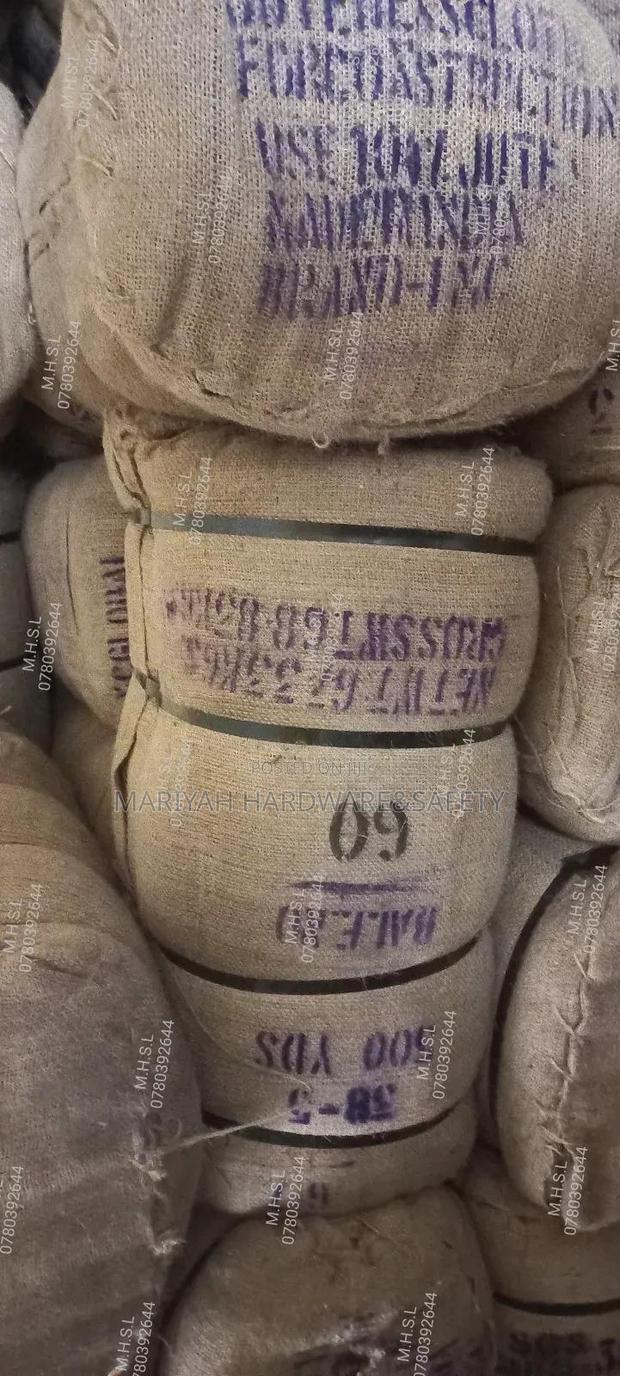 Hessian Cloth 500 Yards Bale - thumbnail 3