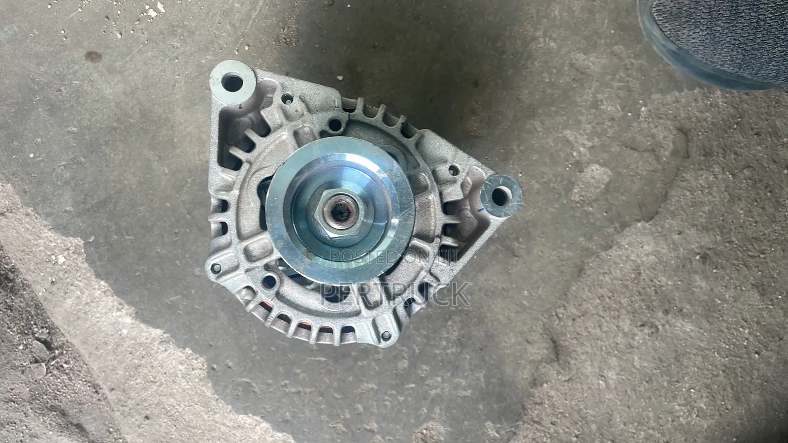 Vg1560090011 Generator/Alternator Sino-Howo/Faw 28.5v/55a