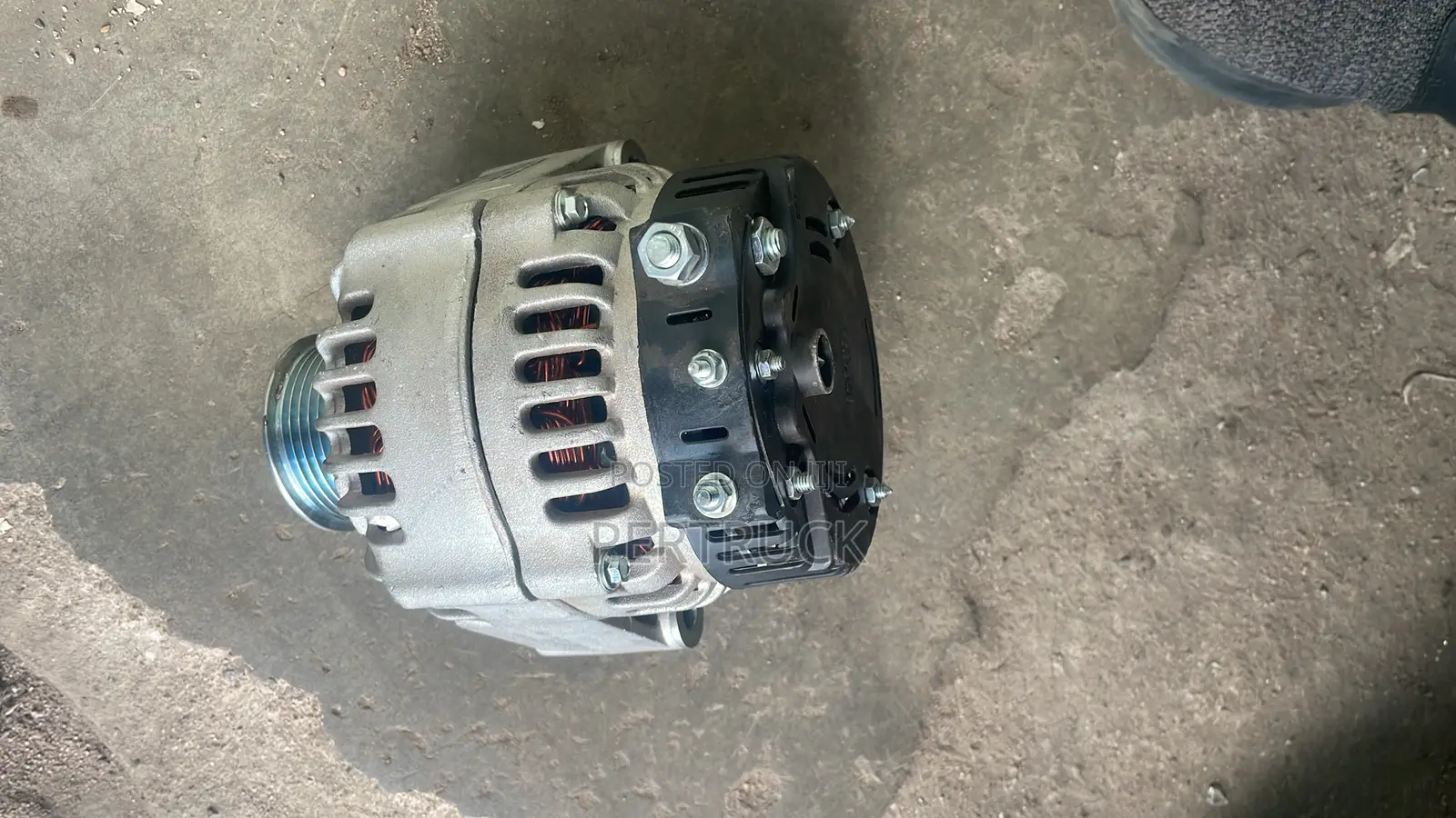 Vg1560090011 Generator/Alternator Sino-Howo/Faw 28.5v/55a