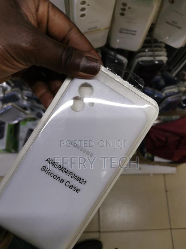 Samsung Galaxy A04E Case 6.5 Inch Liquid Silicone White - thumbnail 2