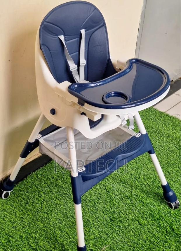 Premium Baby Feeding Chair for Growing Infants and Toddlers