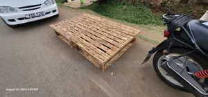 Pallet Bed - 4 X 6 Raised Bed