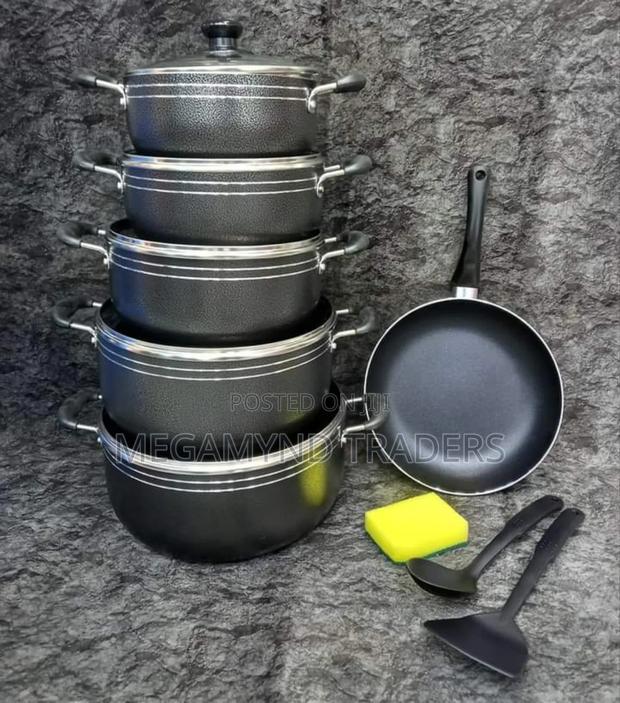 Nonstick Black Sufuria / Cooking and Serve Sufuria - thumbnail 3